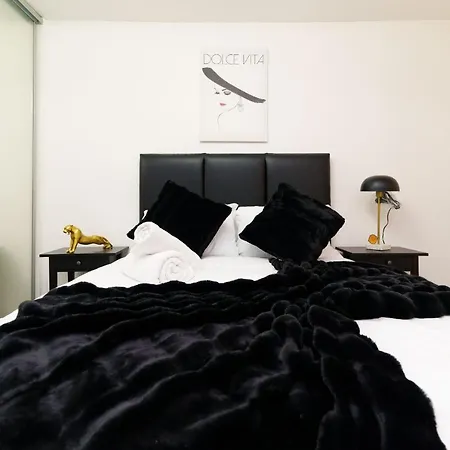 West Park House ليدز